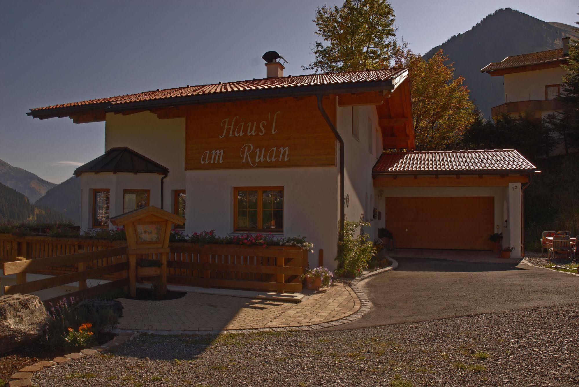 Aparthotel Haeus'L Am Ruan Berwang Zewnętrze zdjęcie